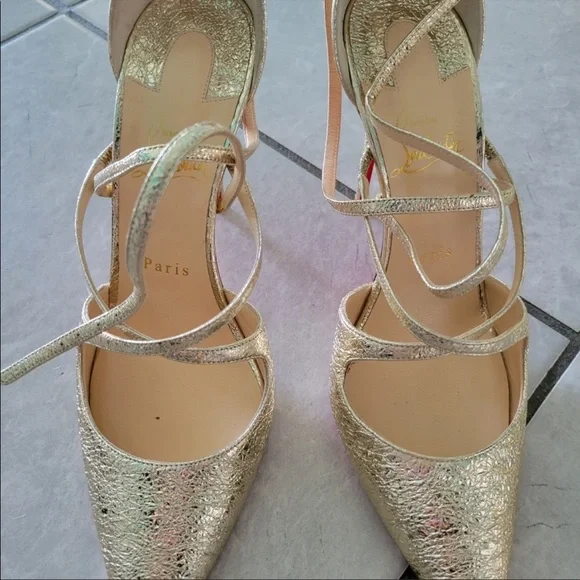 Gold crosfliketa 100 Christian Louboutin - Picture 2 of 4